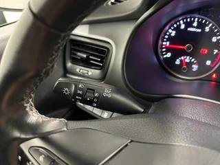 Kia Stonic 1.0 T-GDi MHEV DynamicLine CAMERA CARPLAY NAVI CRUISE. / 25