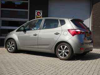 Hyundai ix20 1.6i Premium Camera| Cruise| Navi+BT / 4