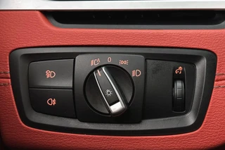 BMW X2 xDrive25e High Executive M Sport Panoramadak Keyless Rood Leder / 28