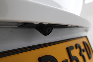 Tesla Model Y Long Range AWD 75 kWh Navigatie, trekhaak! Volleder, Climate / 11