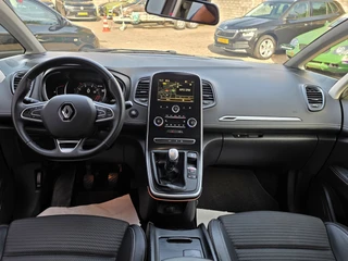 Renault Scénic 1.3 TCe Intens NAVI TEL CAMERA CRUISE PDC LEER / 18