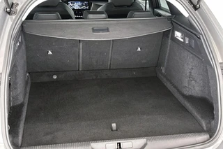 Peugeot 308 SW 1.2 Hybrid 145 e-DCS6 Allure / 10