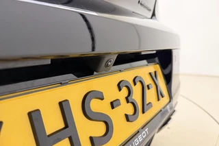 Peugeot 208 1.2 Hybrid 145 e-DCS6 GT | Climate & Cruise Control | Achteruitrij camera | AppleCarplay/Android Auto | / 11