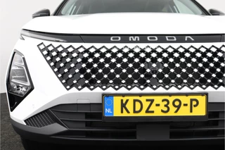 Omoda 5 SHS SHS-H 1.6 T-GDi Premium  - Registratie voordeel! - Kantel/Schuifdak - Adaptieve Cruise control - Ventilatie Voorstoelen - Privacy Glass - Stoel/Stuurwiel Verwarming - 1000KM Rijbereik -  7 Jaar Fabrieksgarantie / 14