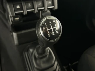 Suzuki Jimny 1.5 Professional Allgrip 4 x 4 | L.M. Velgen | Cruise Control / 16