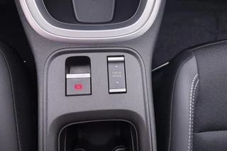 Jeep Avenger Summit 54 kWh 2+6 Jaar Garantie / 23