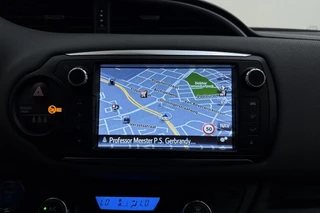 Toyota Yaris 1.5 Hybrid Aspiration | Navigatie | Achteruitrijcamera | Climate Control | Cruise control | Verw. buitenspiegels / 23