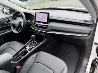 Jeep Compass 4xe 240 Plug-in Hybrid Electric Summit (Elektrisch Schuifdak - Leder incl verwarming/koeling/geheugen - Elektrische Klep - 360gr Camera - Adaptieve Cruise Controle - 19"- Keyless Entry - LED - 4x4) / 55