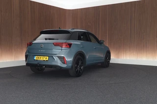 Volkswagen T-Roc 1.5 TSI 150pk DSG R-Line Business+ Black Style Trekhaak Camera Beats Stoelverwarming LED Navigatie / 11