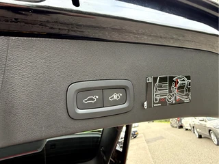 Volvo XC40 1.5 T4 Recharge Inscription  Panoramadak, Leer, 18''Lmv / 12
