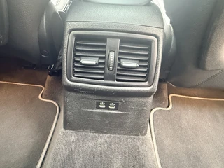 BMW X1 xDrive20i High Executive  | Afn. trekhaak | Pano | LED | Leder | Sportstoelen | Apple/Android | Stoelverwarming / 78