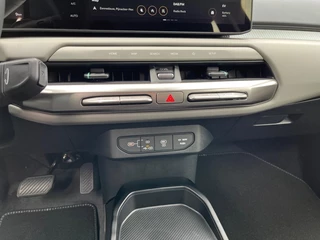 Kia EV4 Air 58.3 kWh | Informeer naar beschikbaarheid | 204 pk | 435 km actieradius | NU €3.895 ,- Inruilpremie / 23