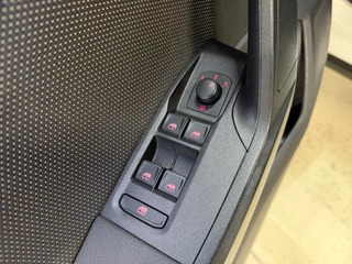 SEAT Arona 1.0 TSI Xcellence Business Intense Camera | Sfeerverlichting | Stoelverwarming | Adaptive cruise | Carplay / 26