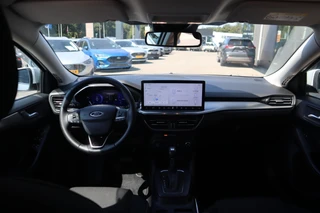 Ford Focus 125PK HYBRID TITANIUM FACELIFT! AD-CRUISE WINTERPACK BLIND-SPOT CLIMA P-SENSOREN KEYLESS ANDROID/APPLE / 19