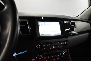 KIA Niro 1.6 GDi Hybrid 141pk DCT6 First Edition TREKHAAK / 18