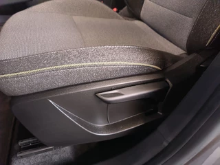 Renault Captur 1.3 mild hybrid 160 techno AUTOMAAT uit 2025 Rijklaar + Fabrieksgarantie Henk Jongen Auto's in Helmond,  al 50 jaar service zoals 't hoort! / 11