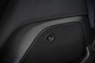 Ford Fiesta 1.5 EcoBoost ST-3 Performance|Recaro|B&O|Carplay|Winterpakket|Camera| / 34