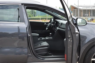 Kia Sportage 1.6 T-GDI 4WD GT-Line First Edition 177 PK  | NL-Auto | Camera | DAB | Nav | Leder | Keyless | Trekhaak | 4-Seasons / 33