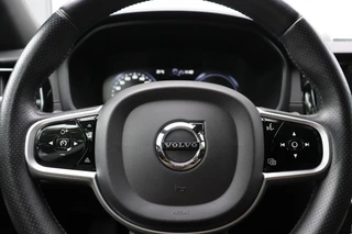 Volvo V60 2.0 T8 Twin Engine AWD Inscription (391PK) ORIG.NL/NW.PR73000/DEALERONDERH. / 47