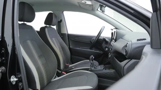 Hyundai i10 1.0 Comfort 5-zits All Seasons | Carplay | / 17