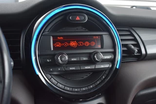 MINI Cooper 1.5 COOPER CHILI S.BNS CLIMA / STOELVERW. / CRUISE / 27