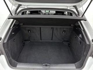 Audi A3 Sportback 1.4 TFSI CoD Sport Edition Automaat | Adaptive Cruise | Stoelverwarming | Navigatie | Parkeersensoren / 28