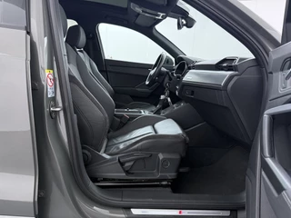 Audi Q3 40 TFSI quattro S Line edition one  - Virtual cockpit - Schuif/kanteldak - Stoelverwarming - Camera - Cruisecontrol - AppleCarplay - Android Auto - Virena Zekerheidspakket 895, - BOVAG Garantie / 41