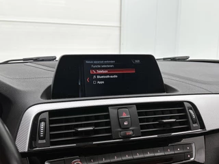 BMW 1-serie M140i xDrive | Stoelverwarming | Cruise Control | Navigatie / 21