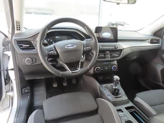 Ford Focus Wagon 1.0 EcoBoost Hybrid Connected Navigatie | Carplay | Cruise | Airco | 12 mnd BOVAG garantie | / 2