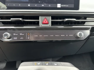 Kia EV6 Light Edition 63 kWh | Demo | Navi | Clima | Adaptieve Cruise | Camera | Stuur-/Stoelverwarming | Privacy Glass | Apple Carplay | Android Auto / 19