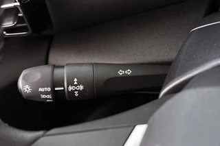 Citroen C4 1.2 Puretech Feel 130PK Navigatie Camera Appple CarPlay / 30
