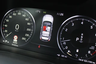 Volvo XC40 2.0 B4 R-Design  | Harman Kardon | Trekhaak | Memory | Adaptieve Cruise | Elektr. Achterklep / 11