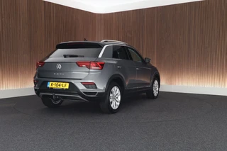 Volkswagen T-Roc 1.5 TSI 150pk DSG Sport Trekhaak Virtual cockpit Adaptive cruise Stoelverwaming PDC / 8