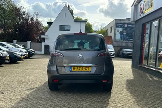 Renault Scénic 1.2 TCe Bose / 9
