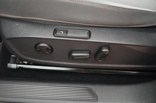 CUPRA Born Performance One 204pk 62 kWh SOH 91% Keyless Stoelverwarming Camera Navigatie ACC / 6