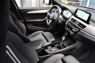 BMW X2 xDrive25e M-Sport  | Pano | HUD | Sunset orange | 19 inch | Camera / 45