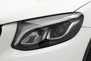 Mercedes-Benz GLC Coupé 250 4MATIC Premium AMG Line l 360° Camera l Blindspot l Keyless / 8