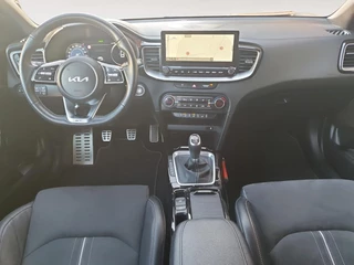 Kia ProCeed 1.5 T-GDi GT-Line | Stoel en stuurverwarming | Navigatie | Elektrische achterklep | Camera | Climate control | Apple Carplay / Android Auto | / 26