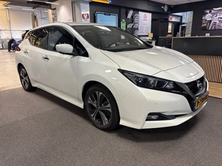 Nissan LEAF N-Connecta 40 kWh / camera / Navigatie / cruisecontrol /boeken/stoelverw / 6