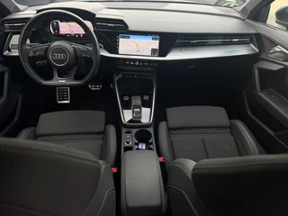 Audi A3 Limousine 30 TFSI automaat S edition, 2 X S-LINE, digitaal cockpit,1 e eigenaar, NL auto met nap / 2