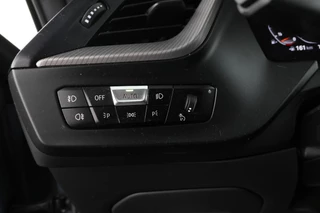 BMW 2 Serie Gran Coupé 218i High Executive  Automaat, M-sport, Leer, Digitaal Dash / 18