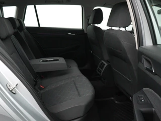 Volkswagen Golf Variant 1.5 eTSI Life Business | BTW | Automaat | Adaptive cruise | Stuur & Stoelverwarming | Camera / 14