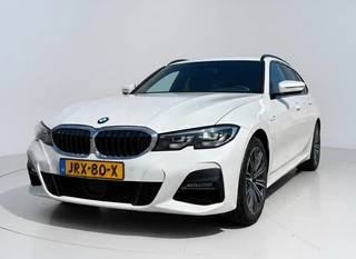 BMW 3-serie Touring 330e M sport ACC Trekhaak / 34