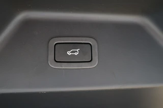 Land Rover Range Rover 5.0 V8 SC SVAutobiography Dynamic  | NP: €262.858,- | 4X MASSAGE & STOELKOELING | HUD | SOFT-CLOSE | ENTERTAINMENT PACK | / 100