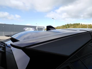 Peugeot 3008 1.2 Hybrid 136 GT | Demo | Stoel en stuurverwarming | Led | Navigatie | Achteruitrijcamera | Keyless entry en start | Parkeersensoren voor en achter | Climate control | Adaptive cruise control / 44