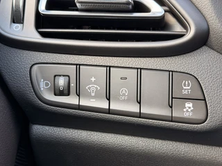 Hyundai i30 Wagon 1.0 T-GDi MHEV Comfort Smart Virtual Camera CarPlay Keyless / 20