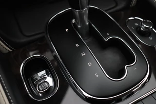 Bentley Flying Spur 6.0 W12 | LEDER | SCHUIFDAK | KERAMISCH | NAIM SOUNDSYSTEM | ENTERTAINMENT ACHTERIN | STOELVERKOELING/VERWARMING | MASSAGE | CAMERA | AIRCO | CRUISE | NAVI | / 10