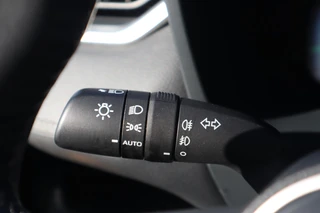 Toyota RAV4 2.5 HYBRID AWD DYNAMIC ANDROID/APPLE STOEL/VOORRUITVERW. LM-VELGEN P-SENSOREN CAMERA AD-CRUISE / 21