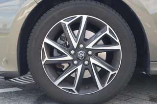 Toyota Yaris 1.5 HYBRID DYNAMIC LED LMV-16" APPLE/ANDROID KEYLESS NAVI ALL-SEASON DEALER ONDERHOUDEN / 11