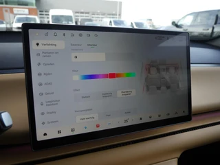 Leapmotor C10 Design REEV 28.4 kWh | Nieuwe auto | Gecombineerde actieradius WLTP 974km | 1500 kg Trekgewicht | Diverse kleuren leverbaar | Full options | Stuurverwarming | Stoelverwarming en koeling | Elektrisch verstelbare voorstoelen | Navigatie | Keyless entry & start | 20 inch lichtmetalen velgen | Led verlichting / 24